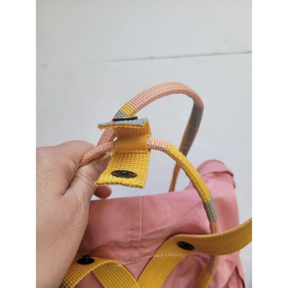 Fjallraven Kanken Pink Adjustable Strap Travel Backpack Casual School Vacation main image 6